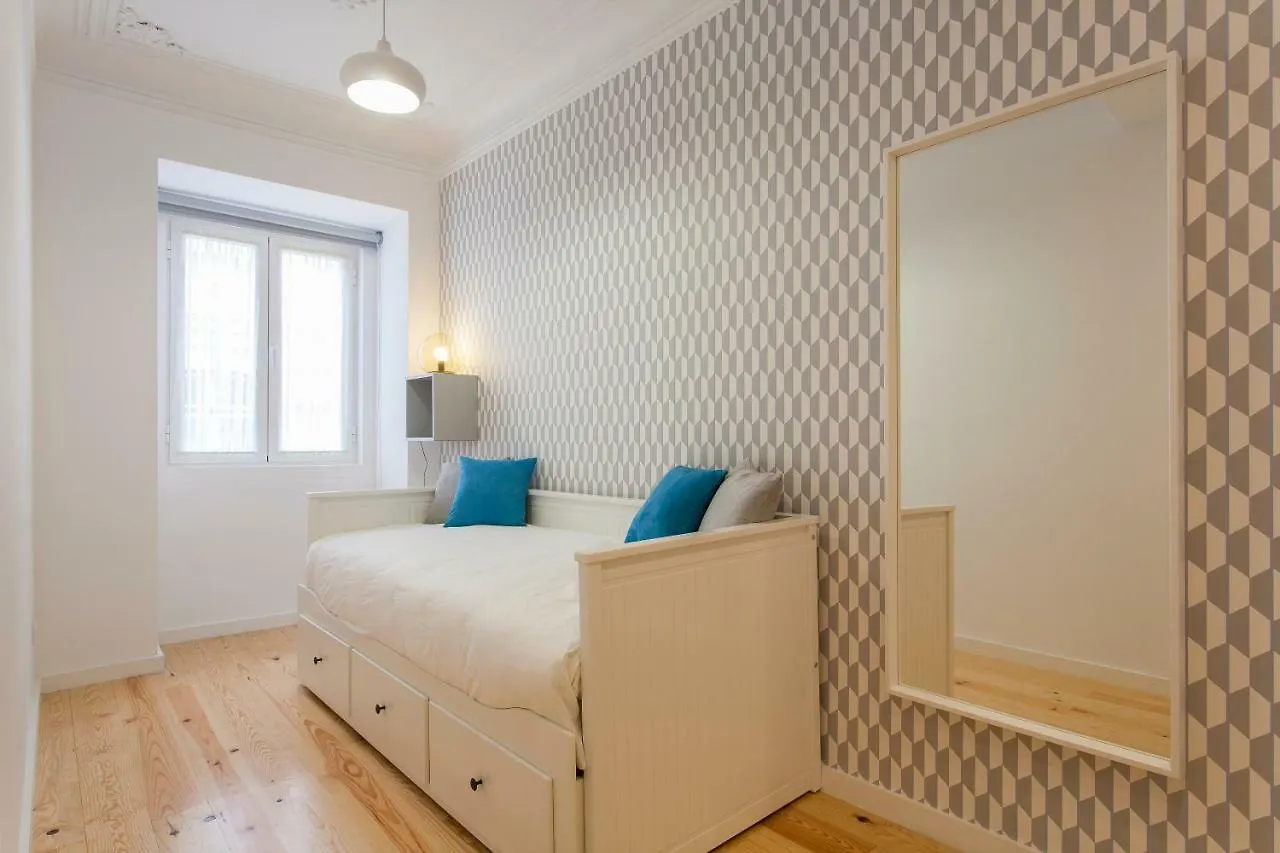 Charming Terrace - Liberdade Apartment Lisbon