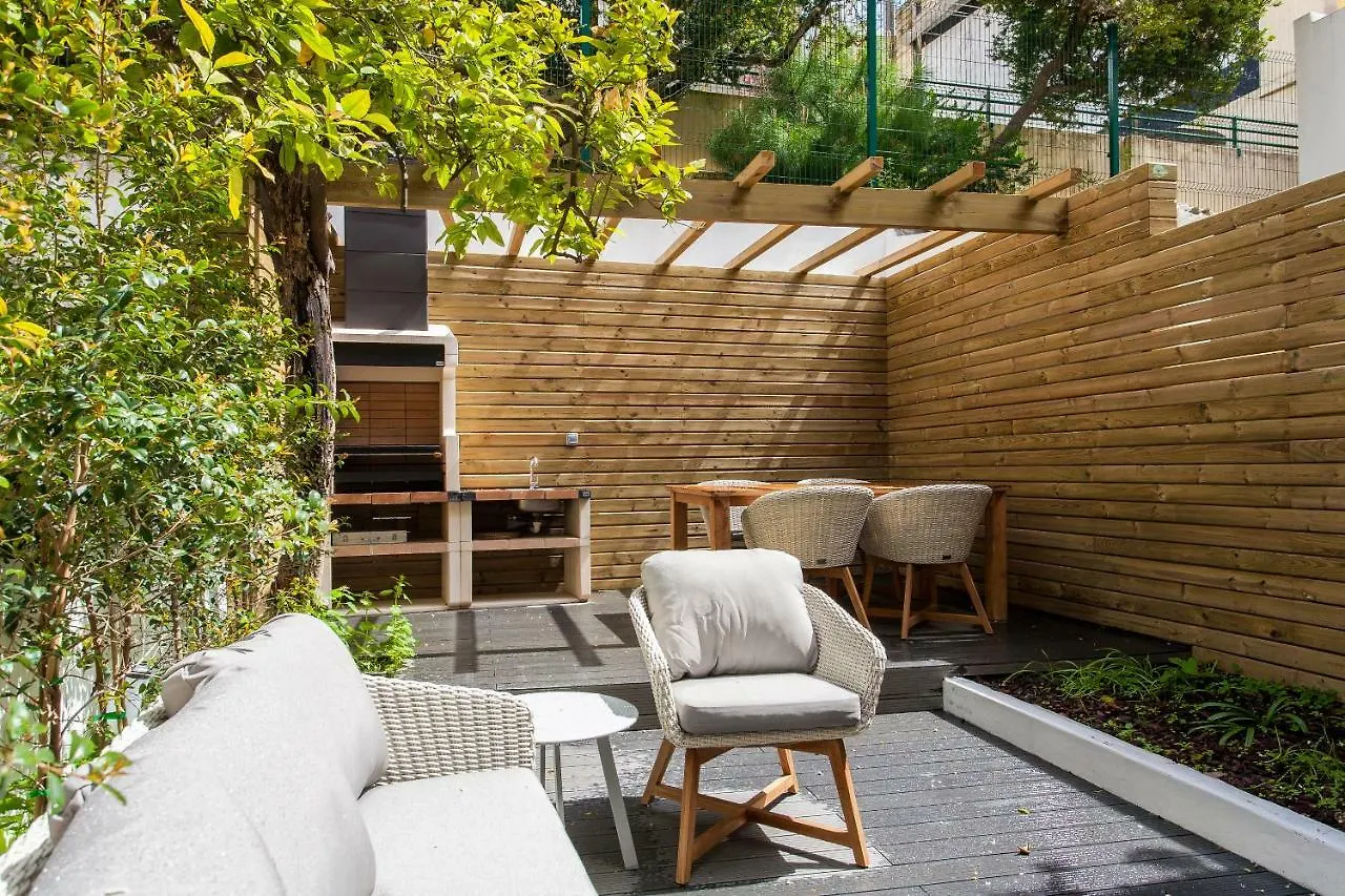 Charming Terrace - Liberdade Apartment Lisbon